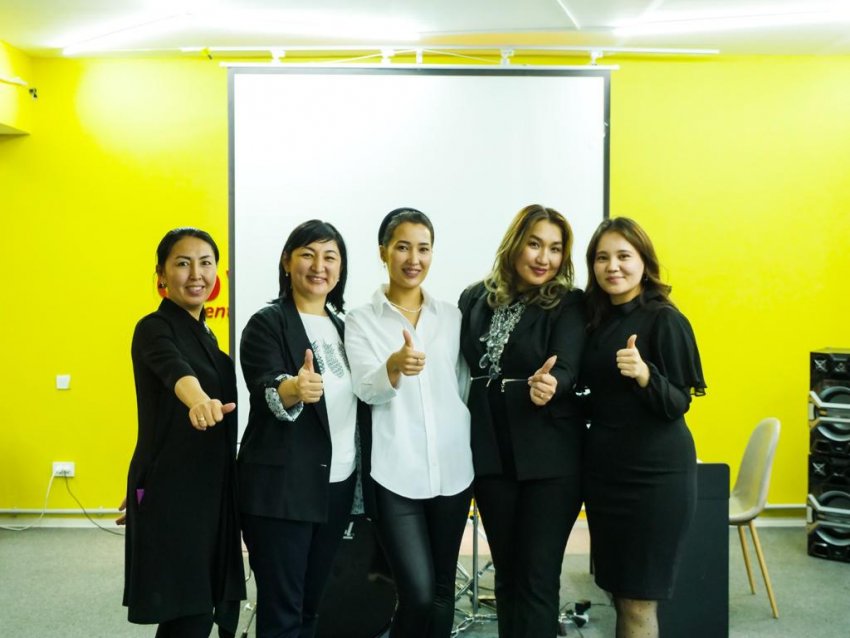 Ағылшын тілі пән бірлестігінің мұғалімдері